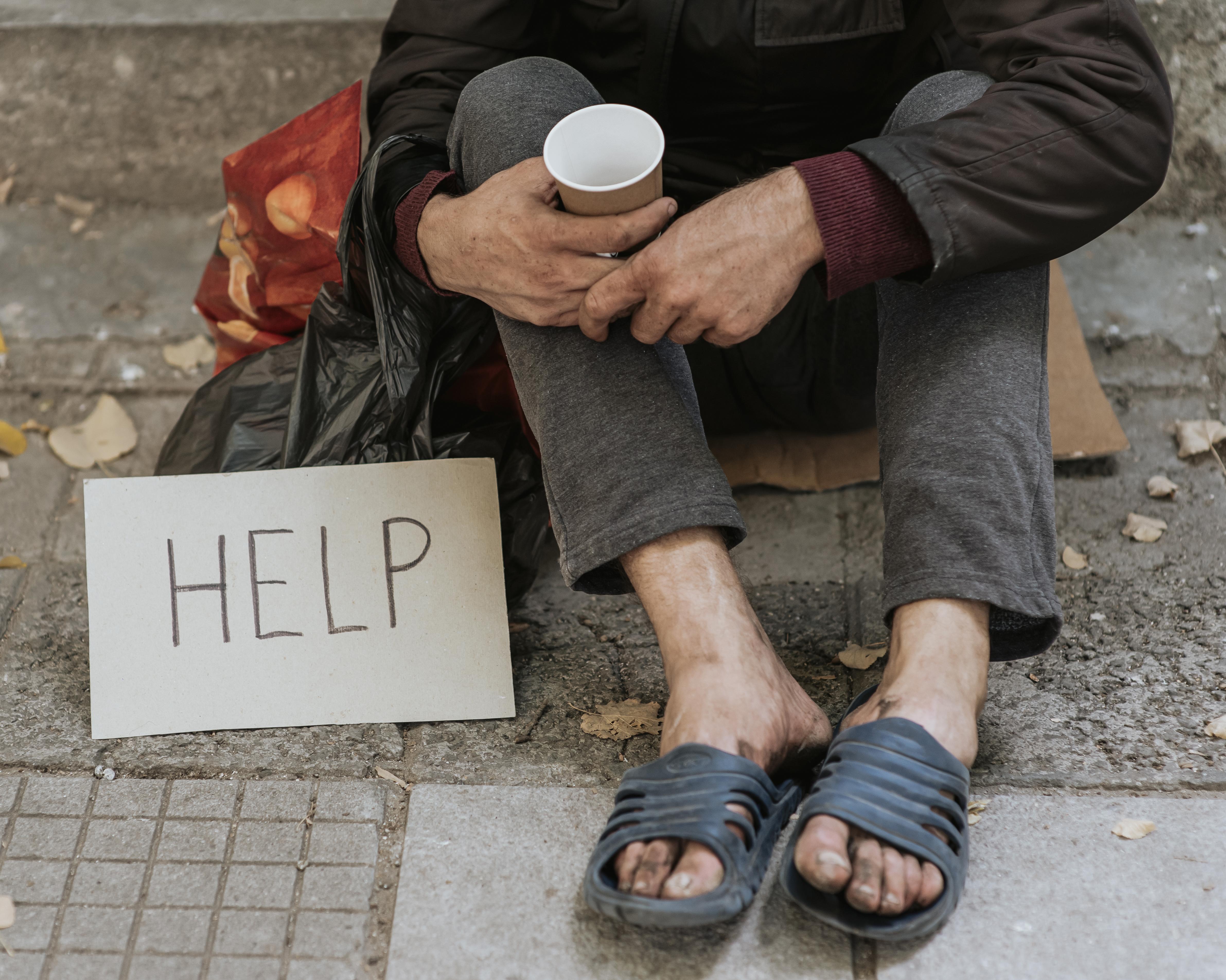 Artigos - Como organizar uma campanha de doações para o tratamento de moradores de rua
